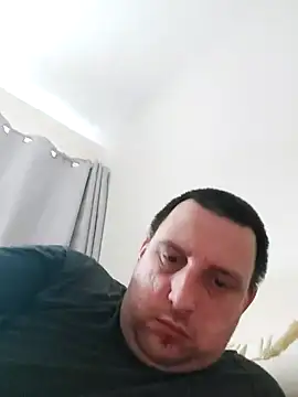 HE-M123 online show from 12.10.24