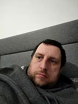 HE-M123 online show from 04.18.26