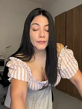 Abril10  online show from 03.10.25