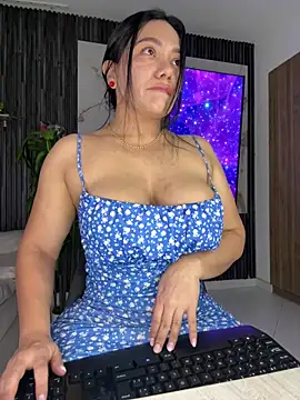 Abril10  online show from 05.25.26