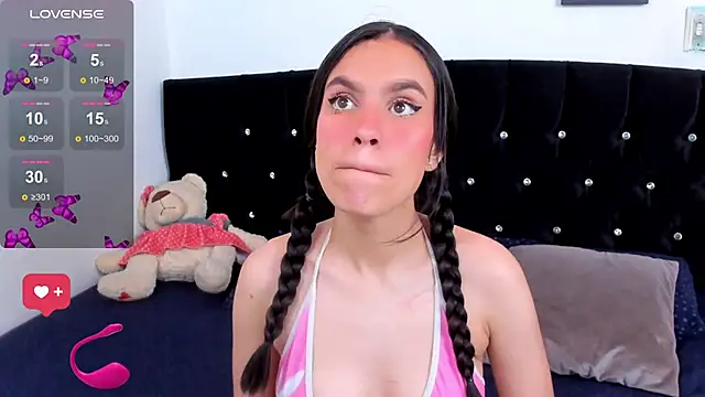 Snapshot of cleo_gh1 chatting on 02.07.25 cleo gh1 online show from 02.07.25