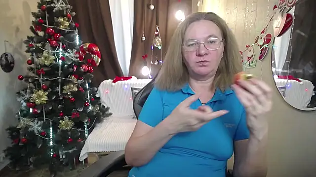 HolyMilfa online show from 12.04.24