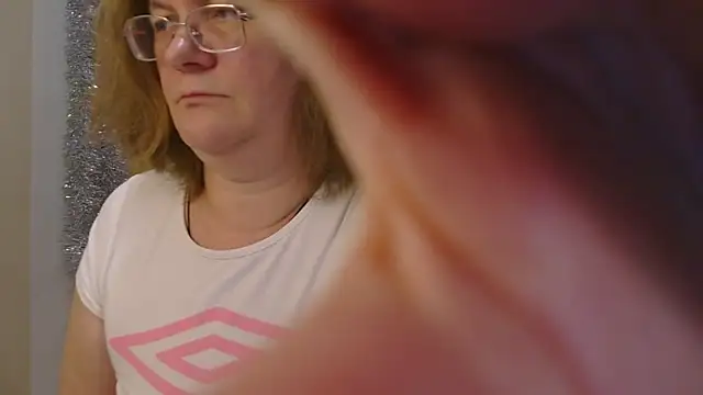 HolyMilfa online show from 01.12.25