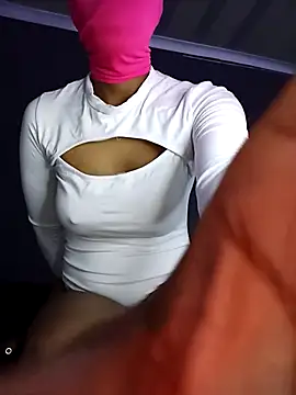 lisa larry88 online show from 10.30.25