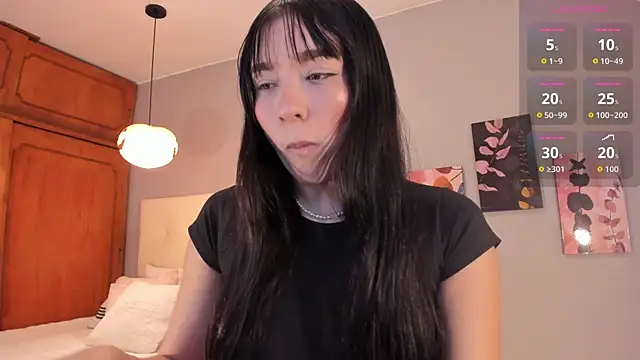 Snapshot of Maia_W10 chatting on 01.14.26 Maia W10 online show from 01.14.26