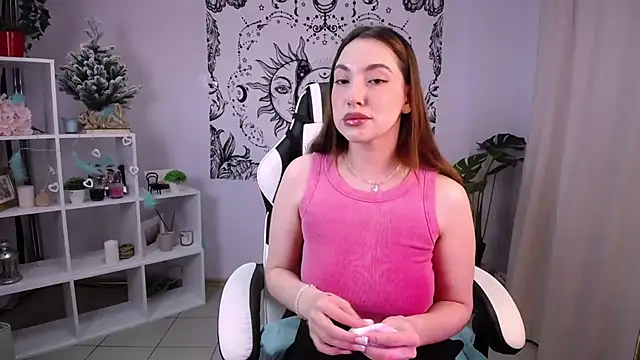 Snapshot of MelissaLovvv chatting on 01.15.25 MelissaLovvv online show from 01.15.25