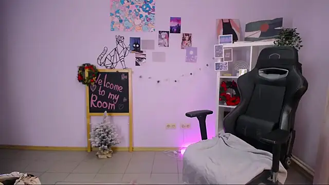 Snapshot of MelissaLovvv chatting on 01.21.25 MelissaLovvv online show from 01.21.25