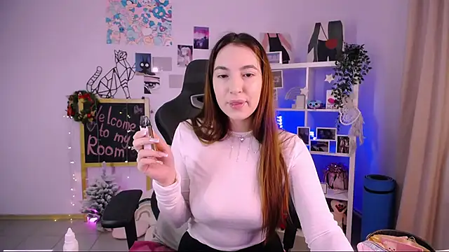 Snapshot of MelissaLovvv chatting on 02.08.25 MelissaLovvv online show from 02.08.25