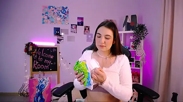 Snapshot of MelissaLovvv chatting on 02.09.25 MelissaLovvv online show from 02.09.25