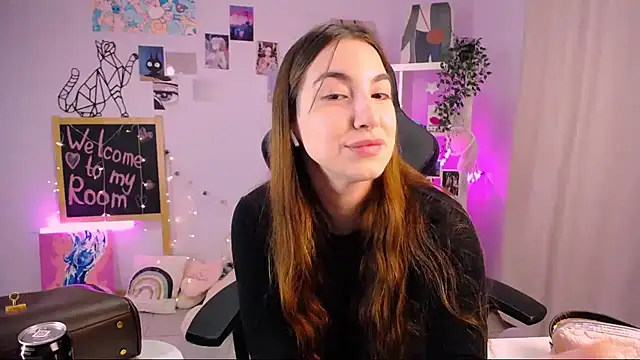 Snapshot of MelissaLovvv chatting on 02.14.25 MelissaLovvv online show from 02.14.25