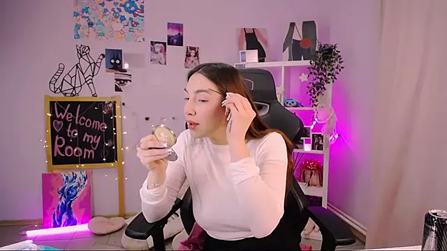 Snapshot of MelissaLovvv chatting on 02.20.25 MelissaLovvv online show from 02.20.25