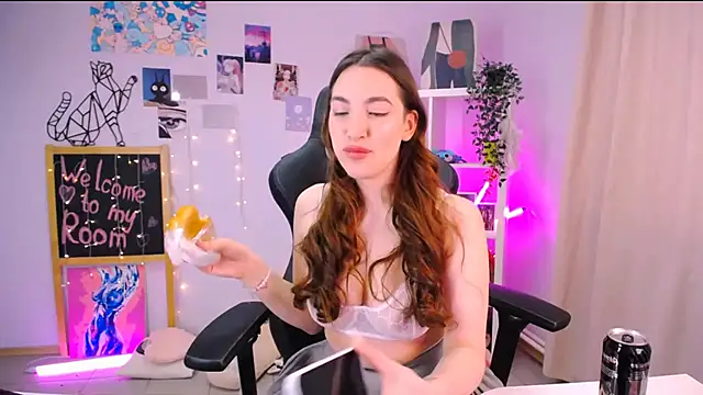 Snapshot of MelissaLovvv chatting on 02.28.25 MelissaLovvv online show from 02.28.25