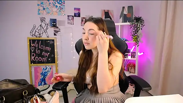 Snapshot of MelissaLovvv chatting on 03.15.25 MelissaLovvv online show from 03.15.25