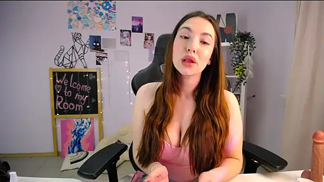 Snapshot of MelissaLovvv chatting on 03.16.25 MelissaLovvv online show from 03.16.25