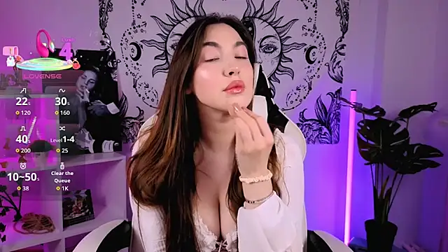 Snapshot of MelissaLovvv chatting on 09.15.25 MelissaLovvv online show from 09.15.25