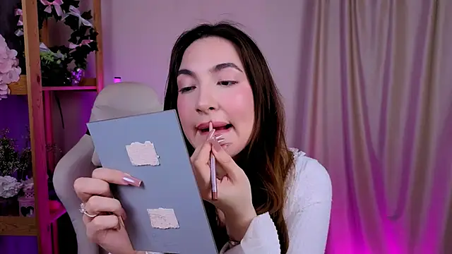 Snapshot of MelissaLovvv chatting on 09.21.25 MelissaLovvv online show from 09.21.25