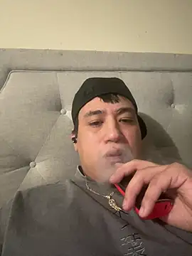 Snapshot of Richyyyybouyyy chatting on 05.19.26 Richyyyybouyyy online show from 05.19.26