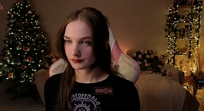 Snapshot of -Kottyaa- chatting on 12.15.24 -Kottyaa- online show from 12.15.24