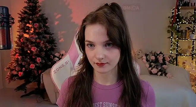 Snapshot of -Kottyaa- chatting on 12.18.24 -Kottyaa- online show from 12.18.24