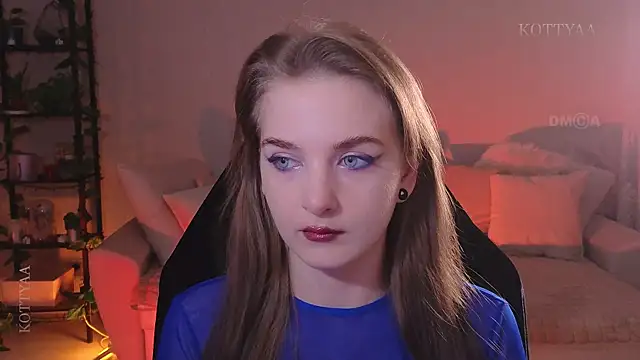 Snapshot of -Kottyaa- chatting on 10.27.25 -Kottyaa- online show from 10.27.25