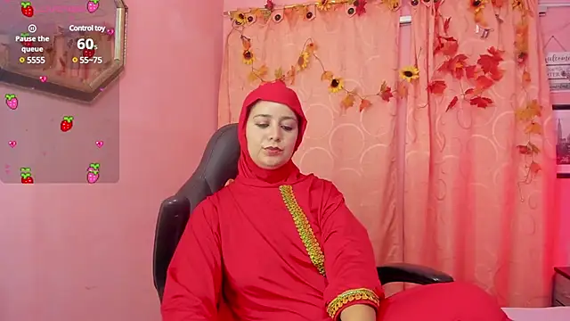 Snapshot of BadraSaadi chatting on 02.11.25 BadraSaadi online show from 02.11.25