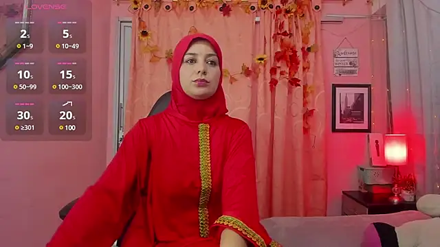 Snapshot of BadraSaadi chatting on 03.11.25 BadraSaadi online show from 03.11.25