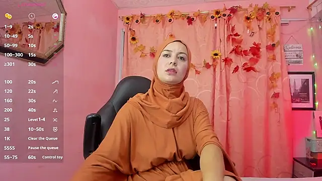 Snapshot of BadraSaadi chatting on 03.13.25 BadraSaadi online show from 03.13.25