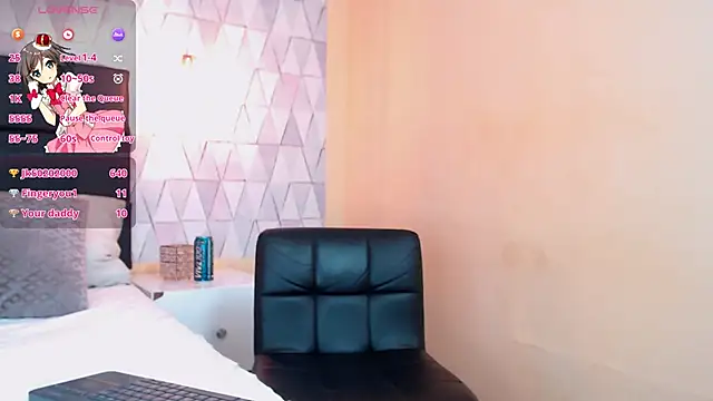 Snapshot of JustinePerry chatting on 01.30.25 JustinePerry online show from 01.30.25