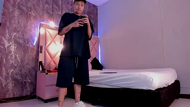 megan 100 online show from 01.25.25