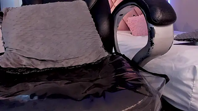 megan 100 online show from 01.31.25