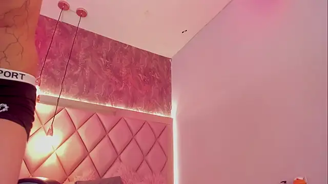 megan 100 online show from 04.14.26