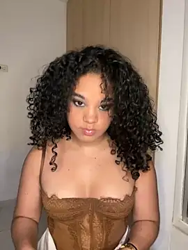 Lucy wilson5 online show from 12.25.24