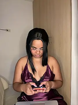 Lucy wilson5 online show from 02.01.25