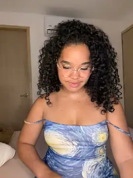 Lucy wilson5 online show from 02.06.25