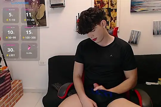 Angelo-cianuro- online show from 10.22.25