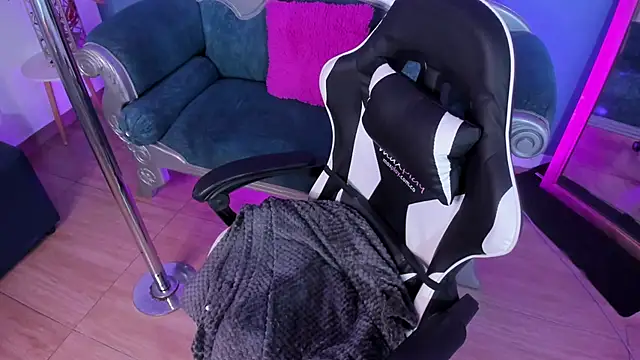 Red star8 online show from 11.09.25