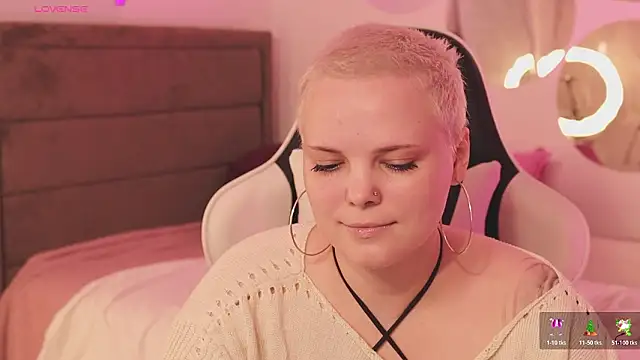 LikaBerry1 online show from 02.24.26