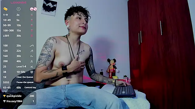 ZuryRamirez  online show from 01.06.25