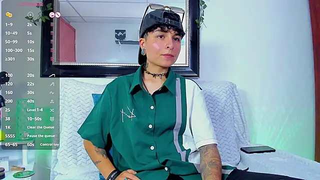 ZuryRamirez  online show from 01.13.25