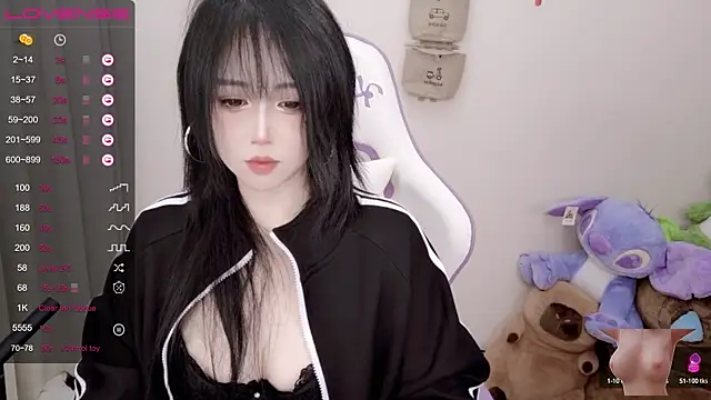 Vaness-a online show from 02.21.25