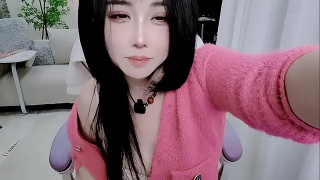 Vaness-a online show from 12.18.25