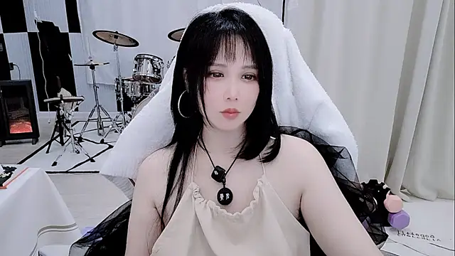 Snapshot of Vaness-a chatting on 04.04.26 Vaness-a online show from 04.04.26