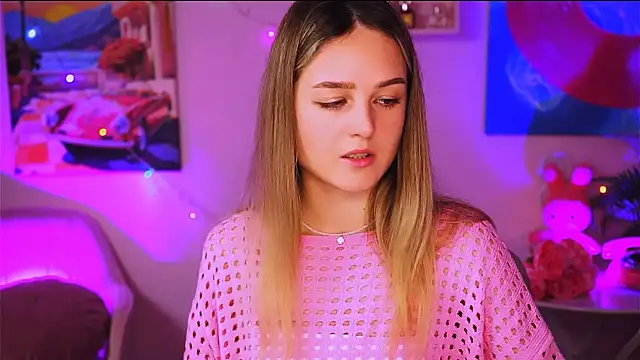 DeboraLarson online show from 01.26.25