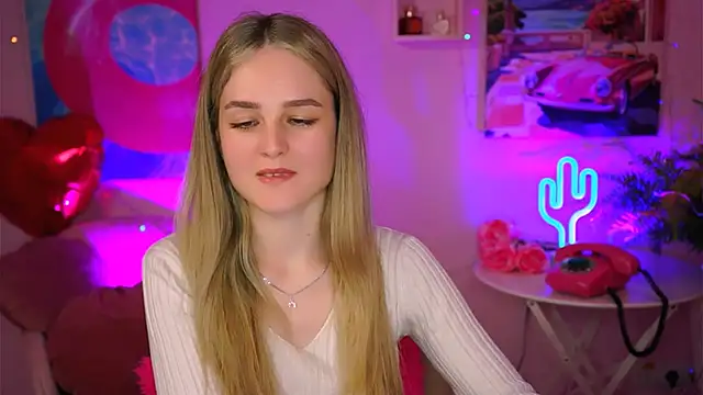 DeboraLarson online show from 03.10.25