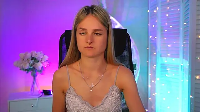 DeboraLarson online show from 03.27.26