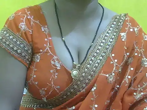 HOT-SEEMAA online show from 06.06.26