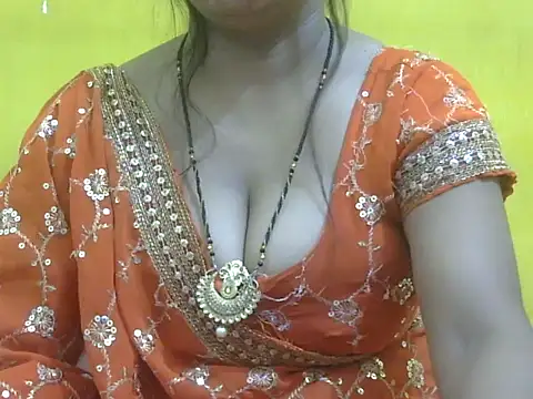 HOT-SEEMAA online show from 06.07.26