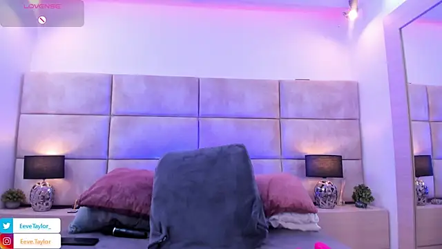 Eevee Taylor online show from 05.29.26