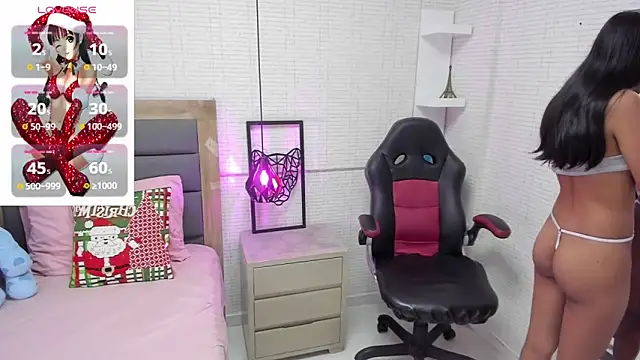 Snapshot of MARAYLOUS chatting on 12.16.24 MARAYLOUS online show from 12.16.24