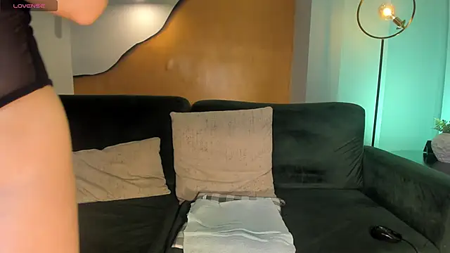 Snapshot of StacyWoods chatting on 01.17.25 StacyWoods online show from 01.17.25